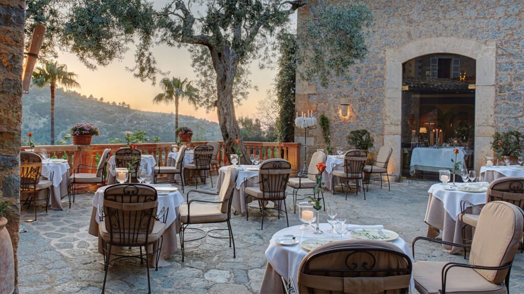 Hotel La Residencia in Deià mit atemberaubendem Blick auf das Tramuntana-Gebirge